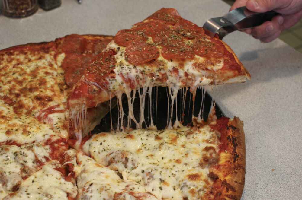 Pick-up or delivery pizza Chicago